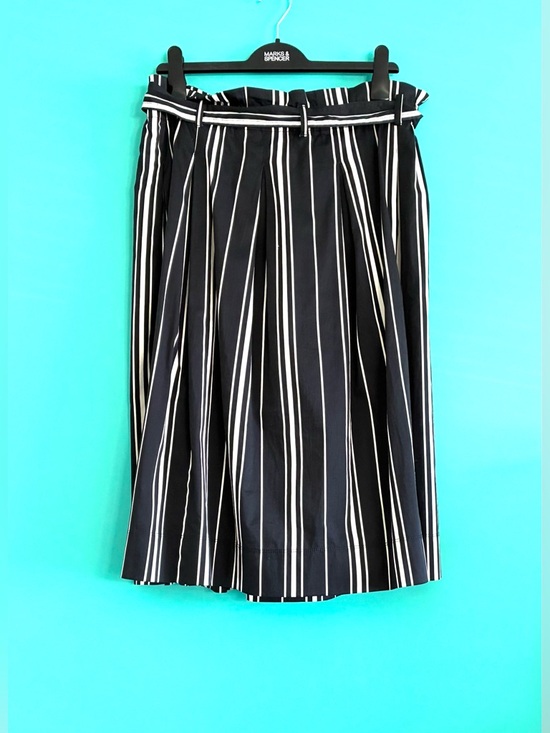 H&M Black&White Striped Skirts - Picture 6 of 13